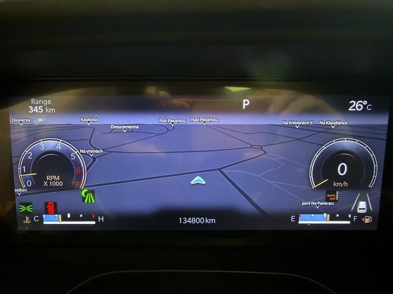 Jeep Grand Cherokee (2022) 5,7 V8 357k 4x4 AT8 ZF SUMMIT - fotka 17 z 28