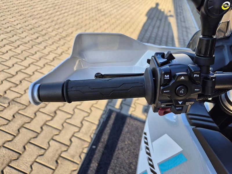 CFMOTO (2026) 1000 MT-X ADVENTURE - fotka 38 z 43