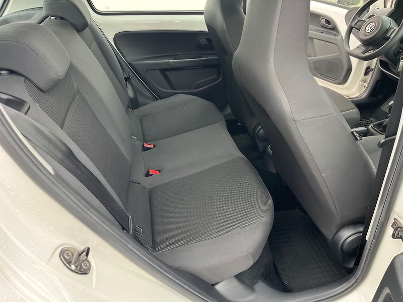 Volkswagen up! (2013) 1.0 i Klima - fotka 12 z 26