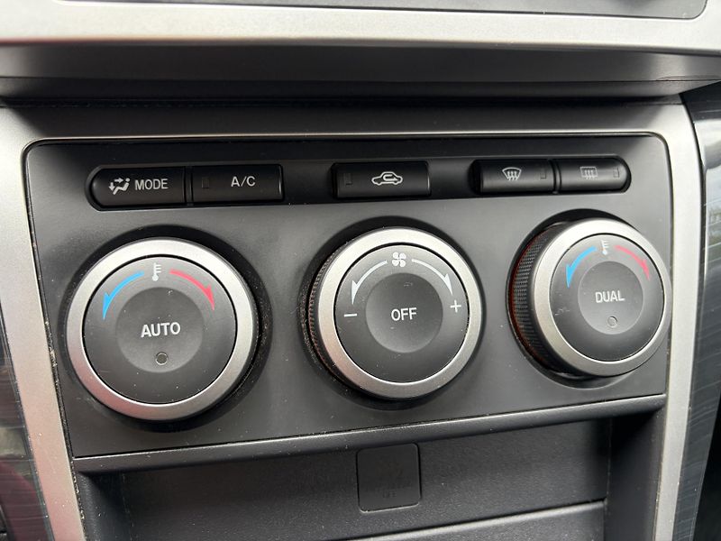Mazda 6 2.0 Exclusive - fotka 28 z 31