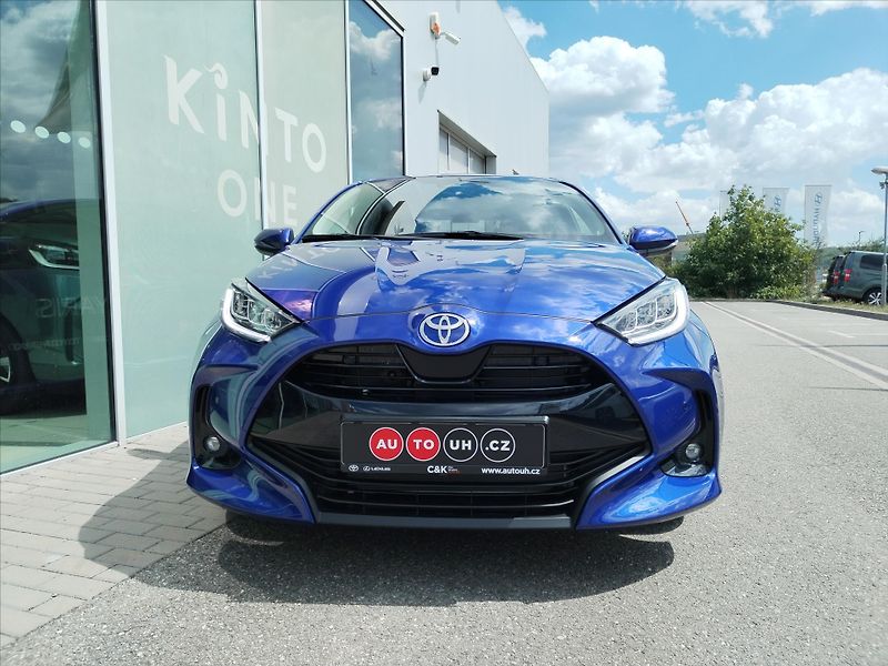 Toyota Yaris 1.5 HYBRID e-CVT  STYLE 116 k - fotka 2 z 14