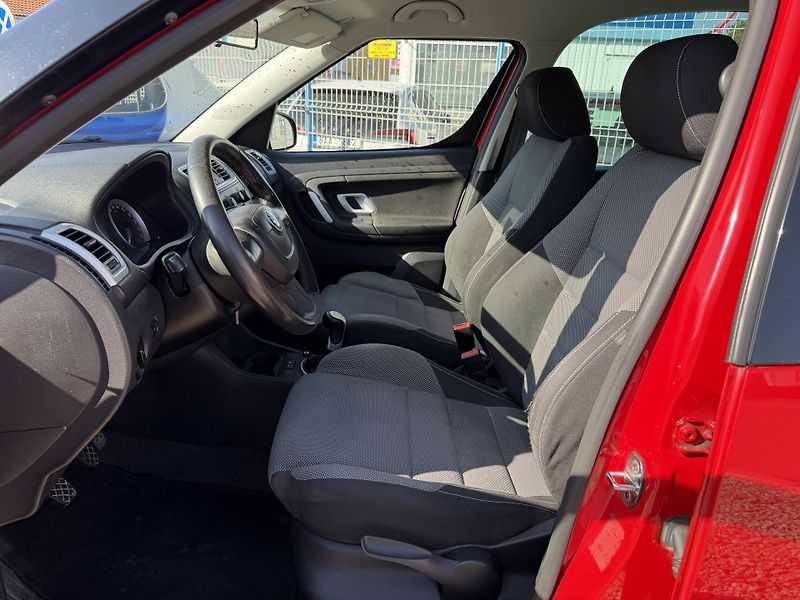 Škoda Roomster 1,4i 16V/63kW - KLIMA,ABS - fotka 12 z 59