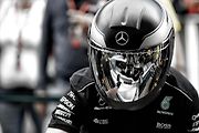 F1 2017 GP Španělska - mechanik týmu Mercedes