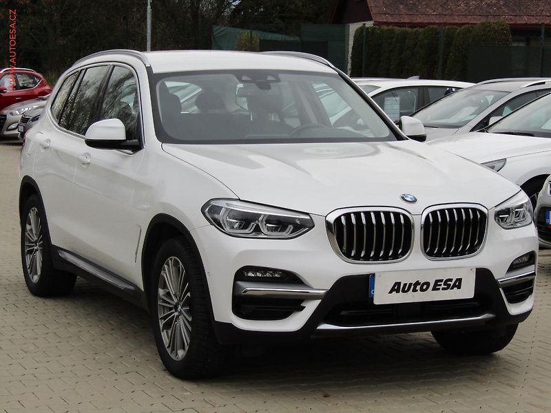 BMW X3 (2021) 2.0d xDrive20d, ČR, AT, navi - fotka 1 z 21