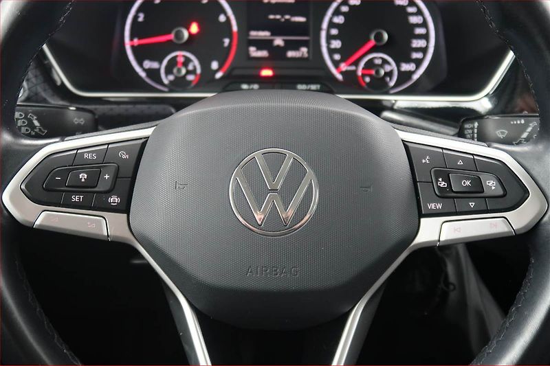 Volkswagen T-Cross (2022) R-Line 1.0 TSI, Tempomat - fotka 16 z 17