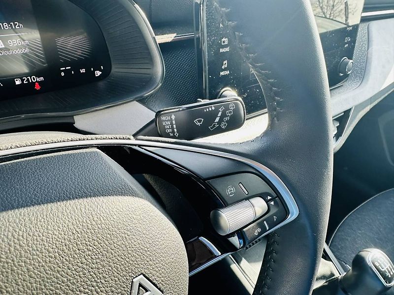 Škoda Kamiq Top Selection 1,0 TSI 85kW MT6 - fotka 11 z 29