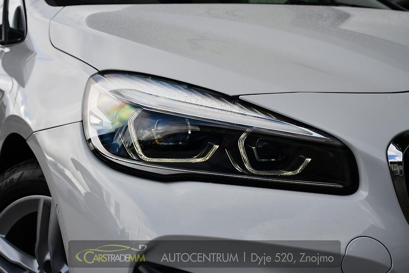 BMW Řada 2 216d GT TAŽNÉ ČR 7MÍST 1M - fotka 53 z 54