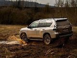 Různé verze Toyoty Land Cruiser