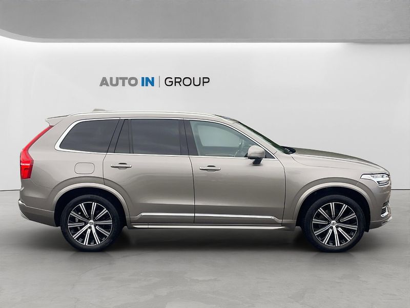 Volvo XC90 (2021) B5, 4X4, VZDUCH, ADAPT.SVĚTLA - fotka 7 z 22