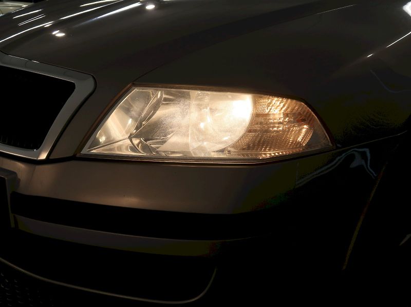Škoda Octavia (2012) TOUR 1.6MPI 75KW - fotka 10 z 24