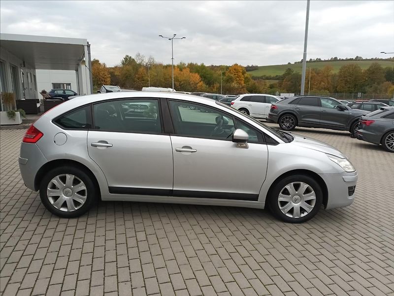 Citroën C4 1,4 i,65kw,ČR,1MAJ,KLIMA, - fotka 4 z 29