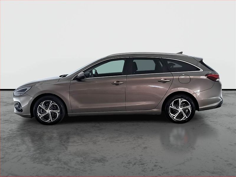 Hyundai i30 (2023) Smart 1.0 T-GDI - fotka 3 z 19
