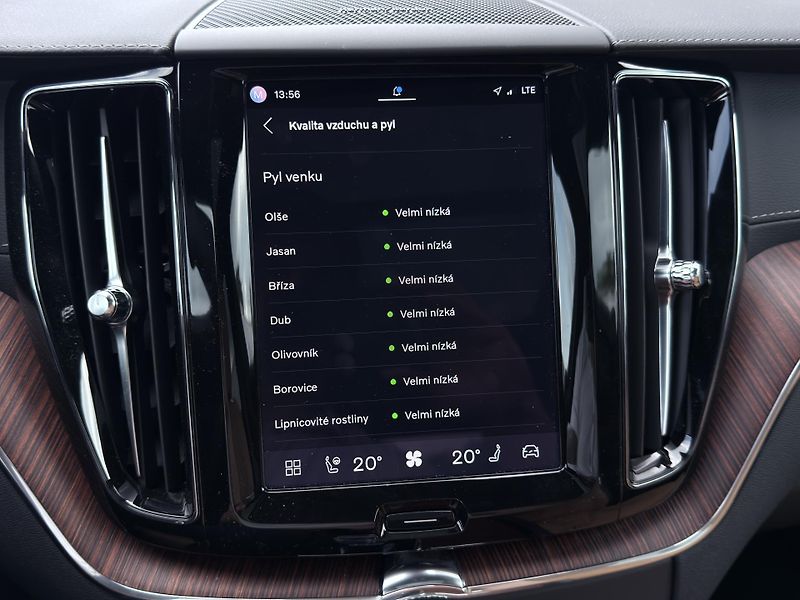 Volvo XC60 T8 AWD ULTRA BRIGHT *+ kola - fotka 52 z 59