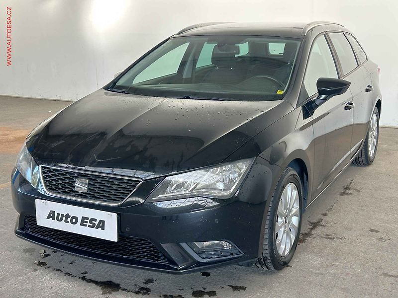 Seat Leon (2014) 1.4TSi, Style, navi, +kola - fotka 3 z 16