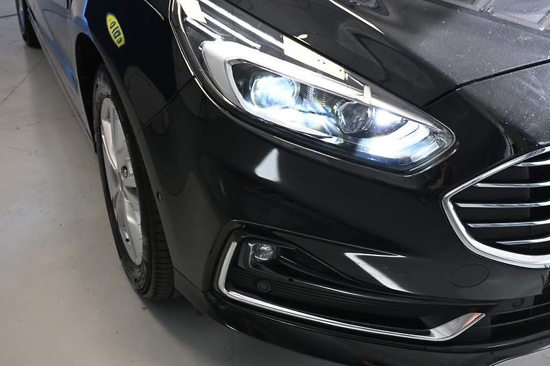 Ford S-MAX (2022) 2.5 LED SONY ACC Tažné FHEV DU - fotka 29 z 33