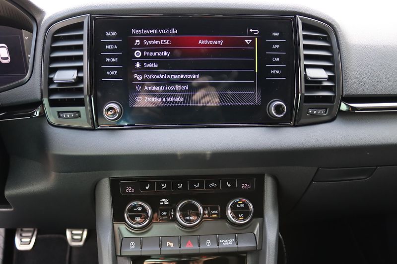 Škoda Karoq Škoda Karoq 1.5 TSI ACT Sport - fotka 29 z 50