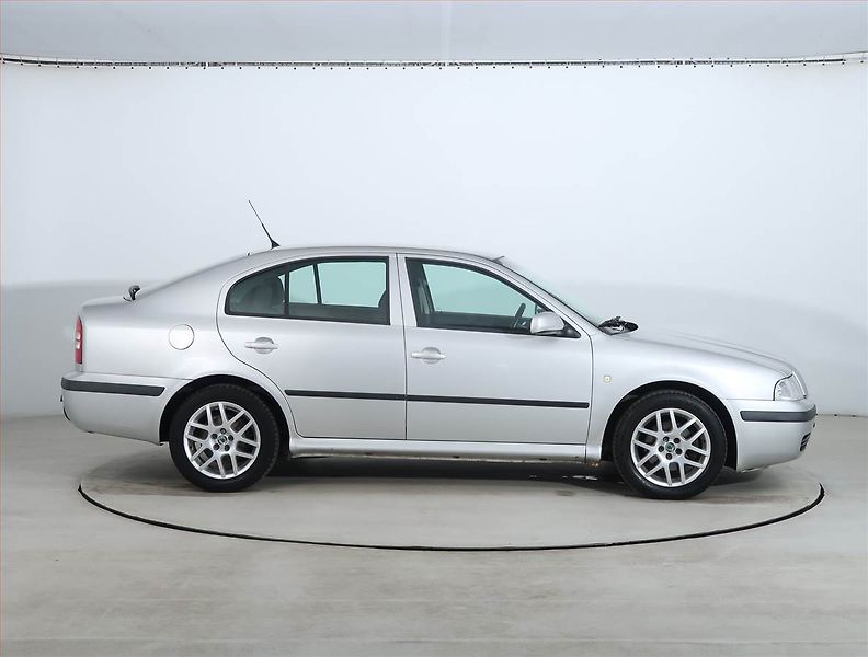 Škoda Octavia (2004) 1.9 TDI, po STK, Tažné - fotka 6 z 16