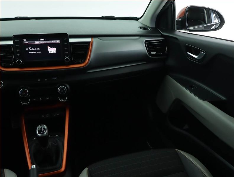 Kia Stonic (2018) 1.0 T-GDI, Serv.kniha, Kůže - fotka 8 z 19