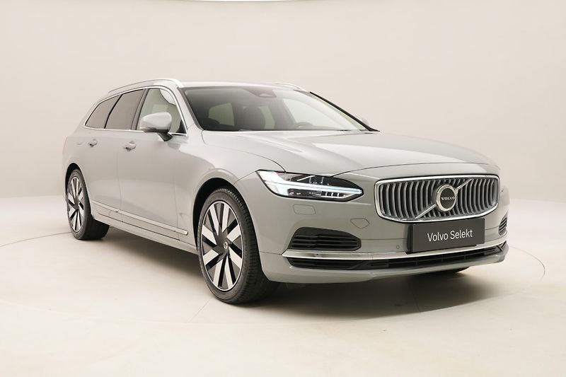 Volvo V90 T6 AWD RECHARGE CORE REZERVACE - fotka 15 z 60