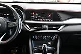 Alfa Romeo Stelvio 2.2 JTDm Competizione Q4 - náhled 7