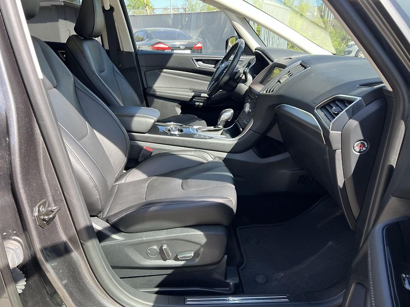 Ford S-MAX 2.0 TDCi 132kw Panorama tažné  - fotka 10 z 24