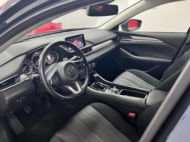 Mazda 6 2.0i Skyactiv-G 2019 - fotka 12 z 31