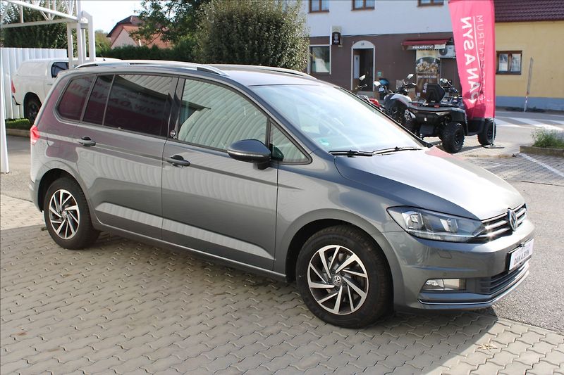 Volkswagen Touran 1,2 TSI Sound 1.majitel - fotka 2 z 4