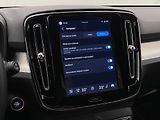 Volvo XC40 B3 CORE AUT CZ 1.maj. - náhled 47