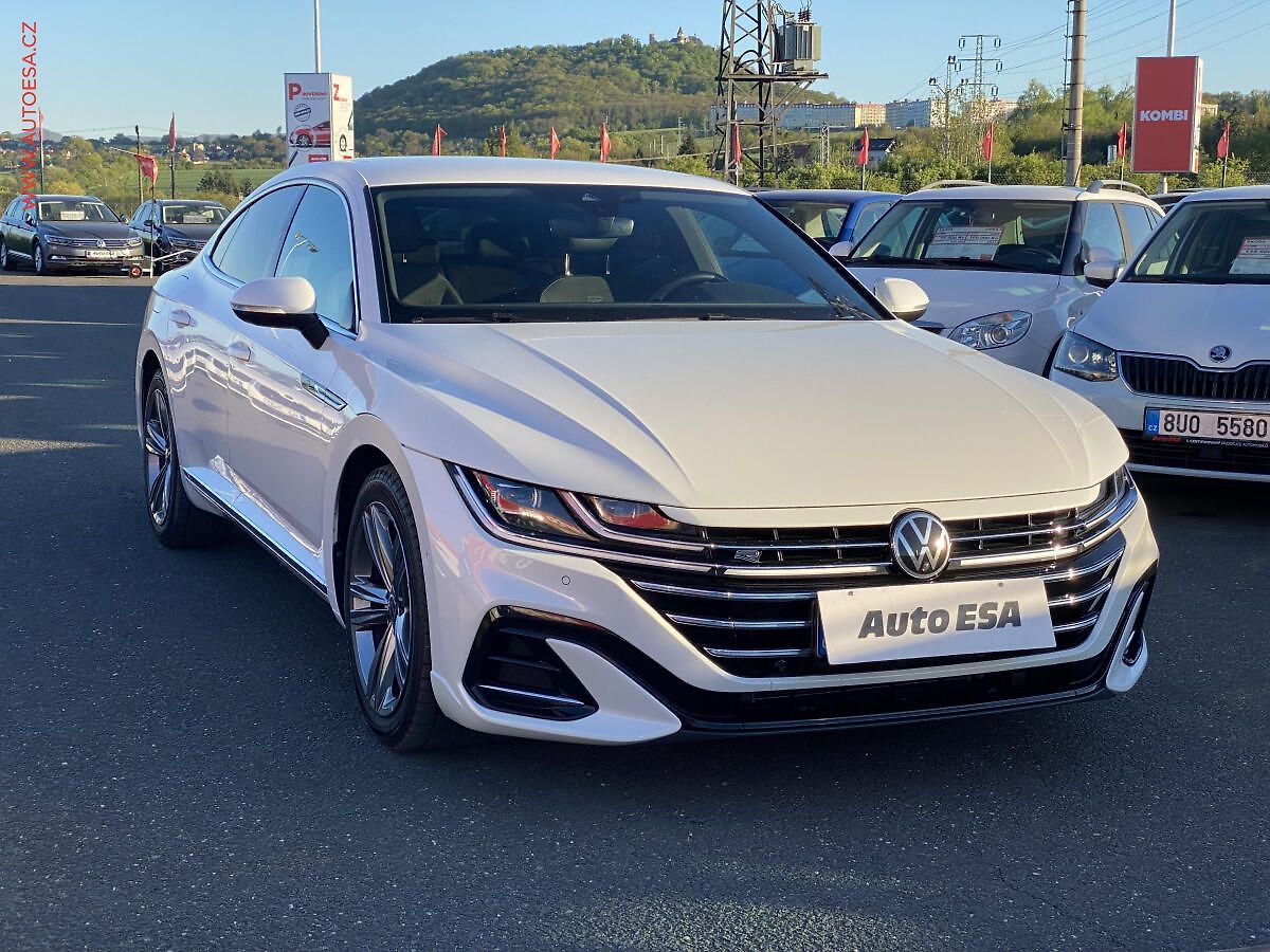Volkswagen Arteon 2.0 TSi, ČR, R-Line, DSG, LED