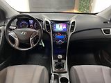 Hyundai i30 1.6 i 16V ČR SERVISKA DIGIAC  - náhled 21