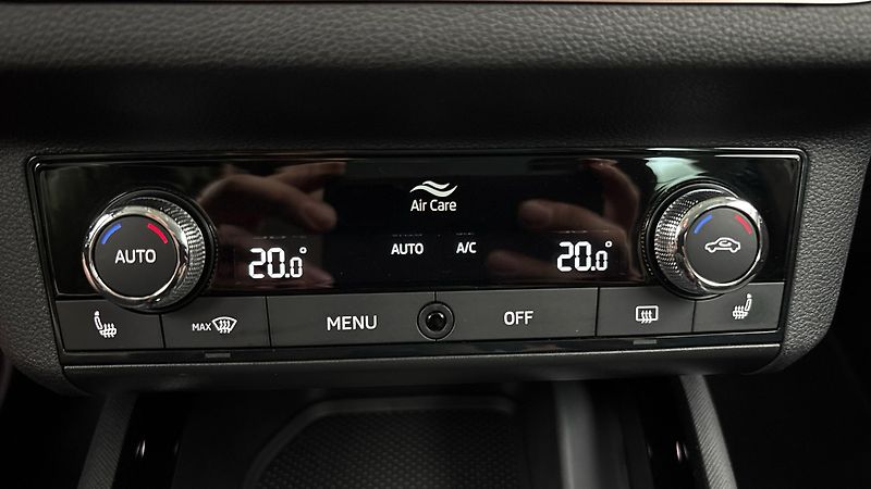 Škoda Scala 1.5 TSI DSG Style - fotka 13 z 26