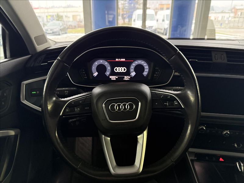 Audi Q3 2,0   35TDI.DPH.SERVISKA.VIRTU - fotka 13 z 24