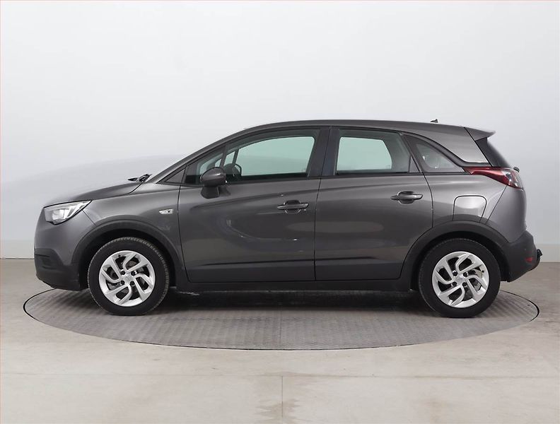 Opel Crossland X (2020) Business 1.2, Tempomat - fotka 3 z 17