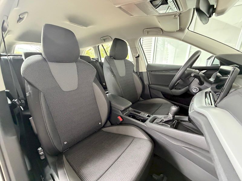 Škoda Octavia (2024) Selection Combi 1.5 TSI / 110 - fotka 25 z 27