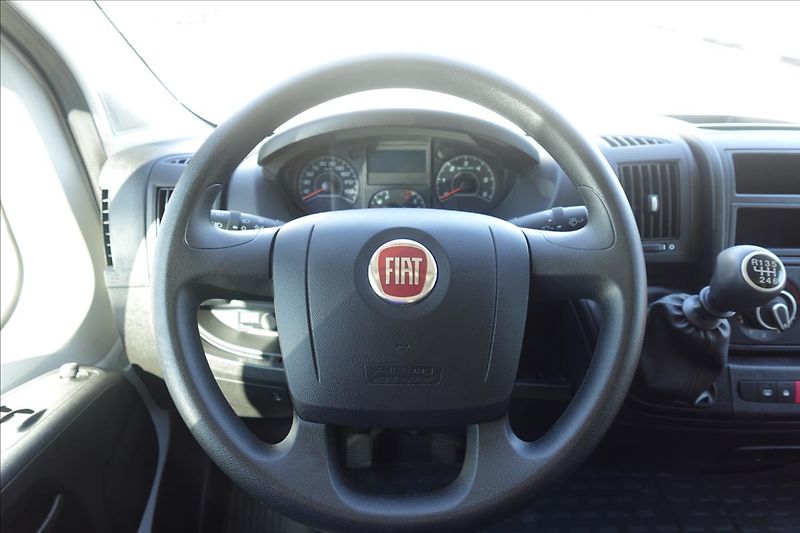 Fiat Ducato 2,3 JTD  L2H2 CHLAĎÁK DO 0°C - fotka 16 z 28