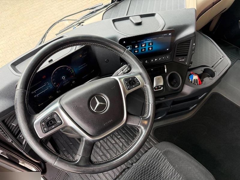 Mercedes-Benz Actros (2021) 2545 6x2 chlaďák EURO 6 - fotka 20 z 23