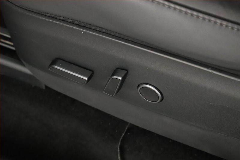 Tesla Model Y (2021) Long Range AWD 75kWh, SoH 91% - fotka 23 z 28