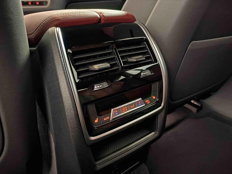 BMW X6 (2026) xDrive30d M SPORT + Pakety - fotka 60 z 64