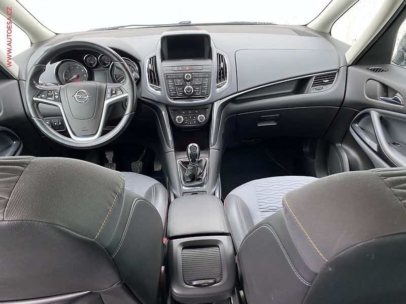 Opel Zafira (2014) 1.6 CDTi, Innovation, TZ - fotka 8 z 19