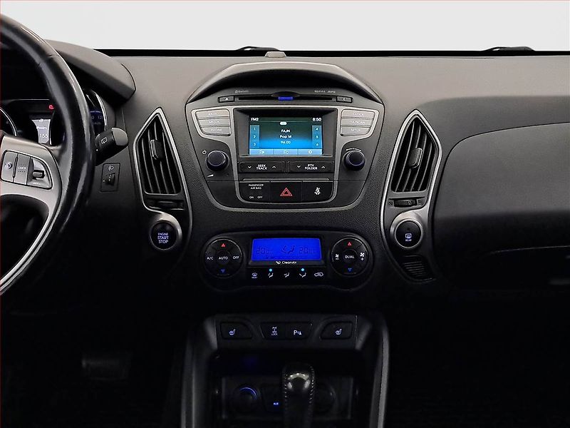 Hyundai ix35 (2014) 2.0 CRDi, 4X4, Automat - fotka 12 z 22