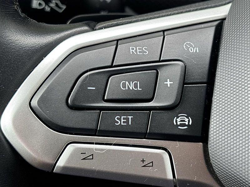 Volkswagen T-Cross (2023) 1.0 TSI DSG Life - fotka 17 z 27