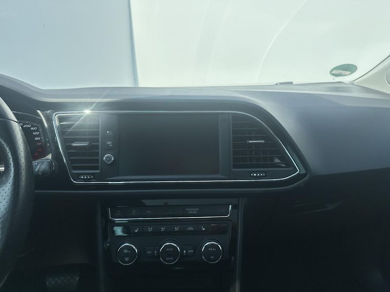Seat Leon (2019) 1.5 TSI Virtual, ser.historie - fotka 23 z 36
