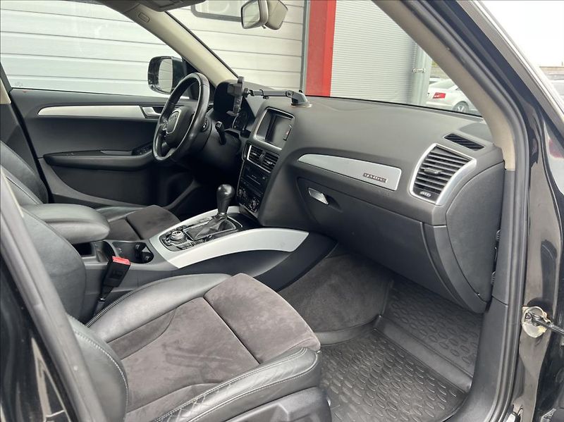 Audi Q5 3,0 TDI QUATTRO 176 kW TAŽNÉ - fotka 18 z 21