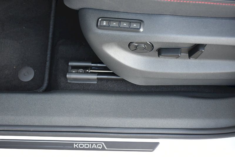 Škoda Kodiaq (2026) RS 2,0 TSI 195 kW 7-stup. auto - fotka 24 z 46
