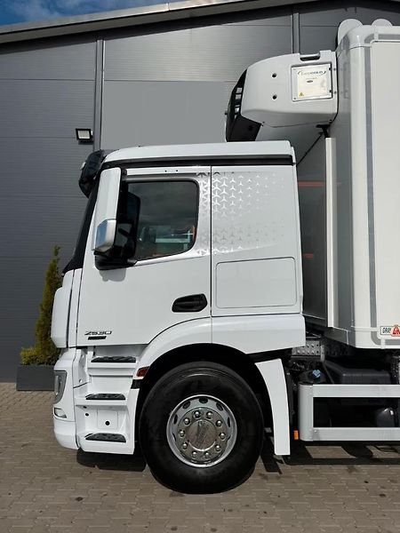 Mercedes-Benz Actros (2018) 2530 6x2 chlaďák EURO 6 - fotka 12 z 19