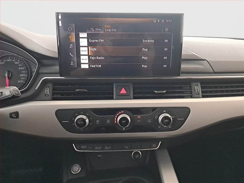 Audi A4 (2020) 2.0 TDI, Automat, Navi - fotka 12 z 24