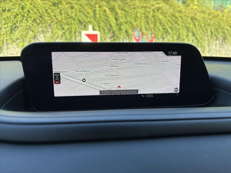 Mazda CX-30 2,0 i 137kW AT GT Plus CARPLAY - fotka 19 z 47