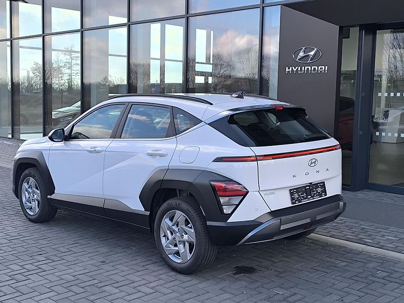 Hyundai Kona (2026) 1,6 T-GDI 2WD DCT SMART TECH  - fotka 4 z 30