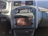 Volkswagen Touran (2011) 1.4TSi, Xenon, výhř.sed. - náhled 11