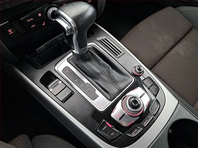 Audi A4 Allroad (2012) 2.0 TDI, 4X4, Automat - fotka 17 z 20